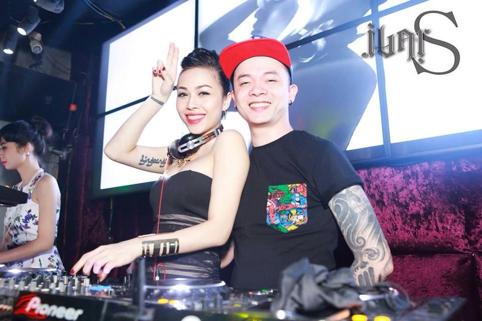 Hình 5,6: Vợ chồng Tommy và Ngọc Ngà đang là bộ đôi DJ đình đám nhất hiện nay trong giới DJ Việt. Không chỉ là một đôi trai tài gái sắc mà họ còn là những DJ sở hữu phong cách biểu diễn cá tính và độc đáo, lôi cuốn khán giả.