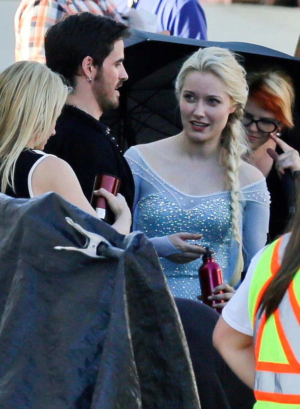 Once Upon a Time là bộ phim mang đến khá nhiều nhân vật trong các bộ phim hoạt hình Disney như nàng Bạch Tuyết, công chúa ngủ trong rừng, Hoa Mộc Lan,… Cùng làm việc với Georgina trong buổi quay phim mới đây là dàn nhân vật chính Jennifer Morrison, Colin O’Donoghue, cặp phim giả tình thật Ginnifer Goodwin - Josh Dallas và Jared Gilmore.