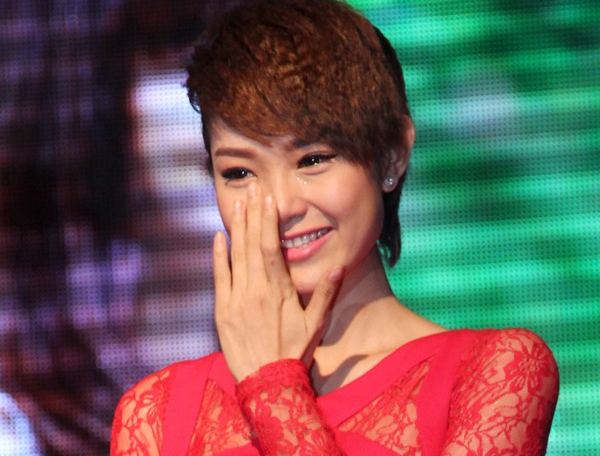 Nhung 'nu hoang mau nuoc mat' nhat showbiz Viet hinh anh
