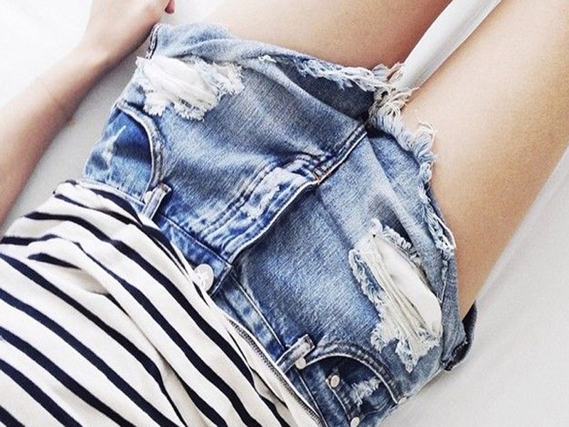 5 buoc don gian tu che quan cut-off shorts chat lu hinh anh