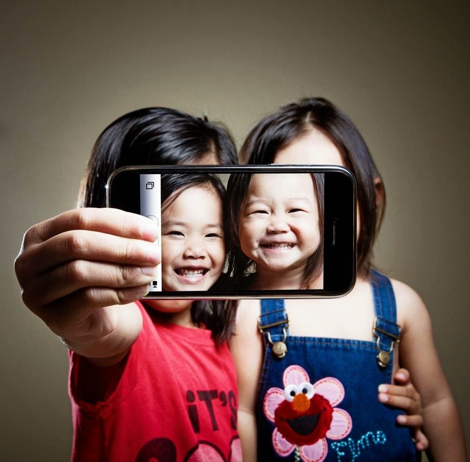 19. Tất nhiên, bạn phải là cô nàng cực kì sáng tạo trong  mỗi lần selfies.