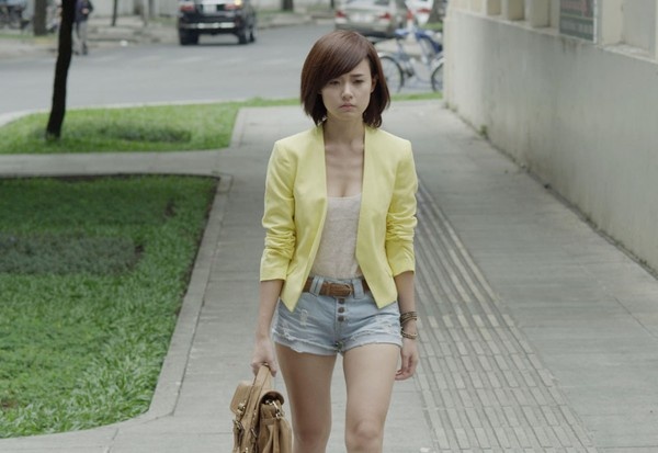 Được biết đến là hot girl trong sáng, lối sống lành mạnh tích cực, Midu luôn biết giữ gìn hình ảnh bản thân. Năm 2011, Midu từng lắc đầu trước một dự án phim kinh dị mà trong đó nếu nhận lời cô sẽ được đóng vai chính. Mặc dù thích thú với kịch bản phim nhưng hot girl Sài thành vẫn nói không bởi trong phim có một cảnh nóng. 