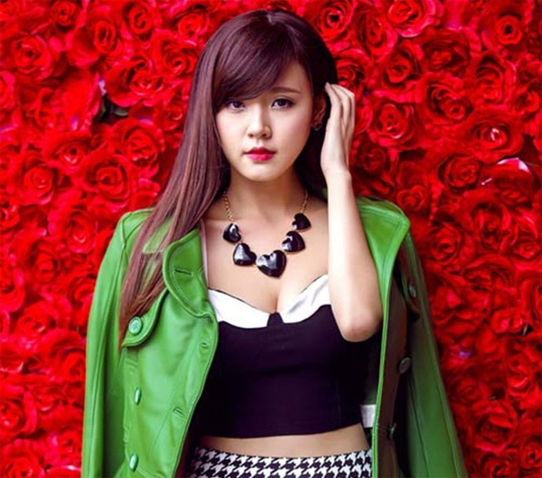 “Vì đây là một cảnh nóng rất quan trọng tạo nên mọi mắc xích trong phim nên không bỏ được hay làm giảm đi được. Midu từ chối một phần cũng vì không muốn vì mình mà ảnh hưởng đến cả bộ phim”- nữ diễn viên Thiên mệnh anh hùng cho biết. Đã tham gia nhiều phim nhưng khán giả chưa từng được thấy Midu cởi hoàn toàn cũng như diễn cảnh ân ái.