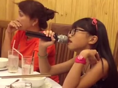 3 clip karaoke don tim fan cua Phuong My Chi hinh anh