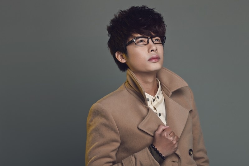 Minh Sang lang man trong single moi hinh anh