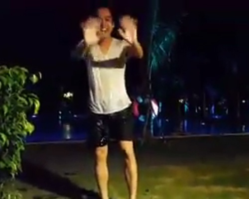 Duong Khac Linh tham gia Ice Bucket Challenge hinh anh