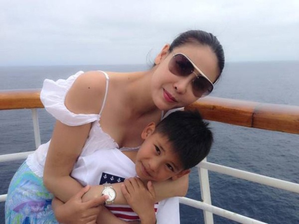 Người đẹp chia sẻ với người hâm mộ: “Hà Kiều Anh chia sẻ: 