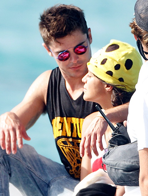 Hình ảnh gần nhất cặp đôi bên nhau là hôm 2/8 ở Tây Ban Nha.