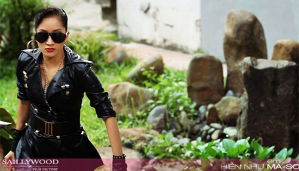 Mặc dù tạo hình có phần nguy hiểm của một sát thủ nhưng diễn xuất của Khánh Thy bị chê bai khá nhiều. 