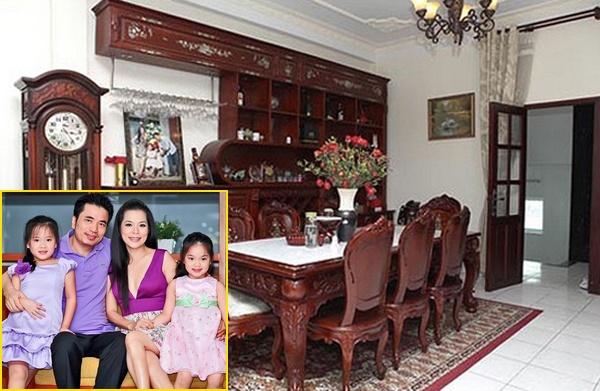  Thật vậy, “Mỹ nhân ngư” cùng chồng là chủ sở hữu của cơ ngơi lên đến hàng chục triệu USD như: căn nhà rộng 1000 nghìn mét vuông,  3 công ty gia đình và các bất động sản khác và một thương hiệu thời trang cho trẻ em đặt tại trung tâm thương mại ở TP. HCM và Hà Nội. 