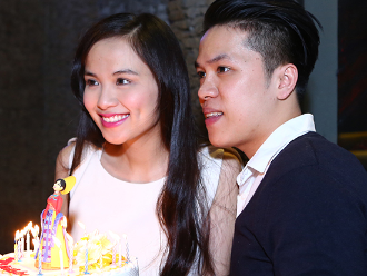 Hoa hau Diem Huong lan dau cong khai chong sap cuoi hinh anh