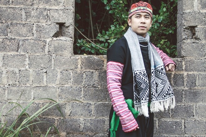 Anh sợ mất em cũng là MV đầu tiên của The Men quay tại miền Bắc. Trước khi MV bấm máy, Lê Hoàng và Tiến Dũng đã tìm hiểu về văn hóa dân tộc H’Mông trên mạng. Phần hình ảnh được chăm chút khá kỹ lưỡng và phần hậu kỳ mất đến 6 tháng hoàn thành.  