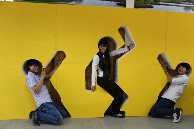 Người chơi sẽ có nhiều trải nghiệm, thử thách thú vị với các bức tường.