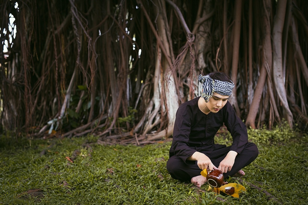 Giọng ca Tôi muốn được hẹn hò chia sẻ thêm rằng ê-kíp mất khá nhiều thời gian tìm bối cảnh. Sau vài lần chuyển địa điểm, họ mới tìm thấy gốc đa ưng ý.