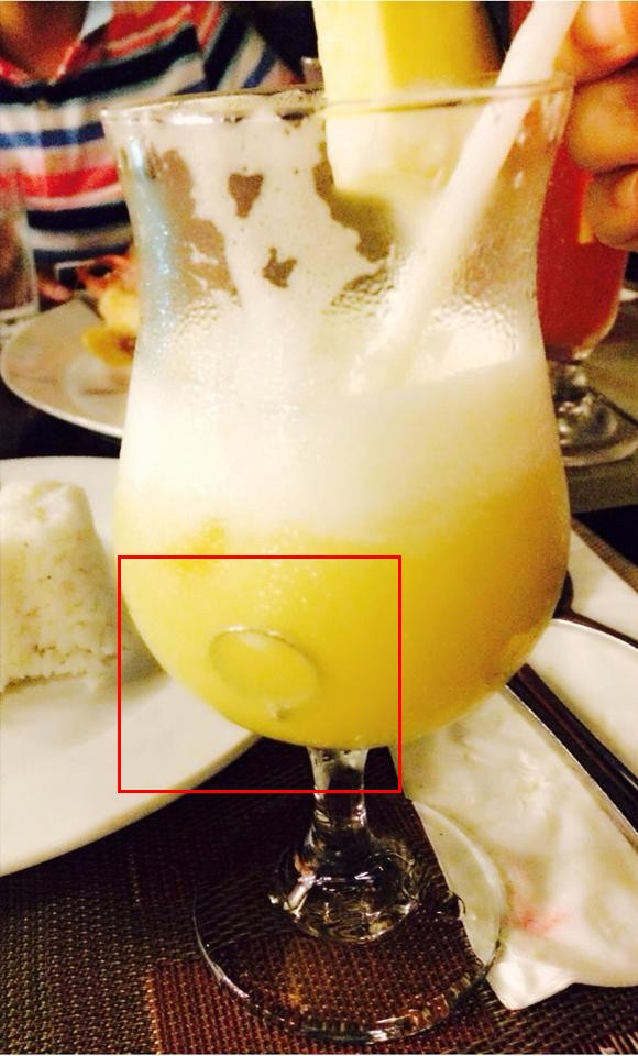 Trên trang cá nhân, Diễm Hương tiết lộ khi đang thưởng thức đồ uống trên bãi biển thì cô nhận ra chiếc nhẫn dưới đáy cốc nước, đó cũng là lúc Quang Huy quỳ gối ngỏ lời hỏi cưới cô. Hiện Diễm Hương đang mang thai ở tháng thứ 5 và dự định lên xe hoa  trong thời gian ngắn tới. Bạn trai Quang Huy của người đẹp là quản lý của một trung tâm thể dục thể hình tại TP.HCM.