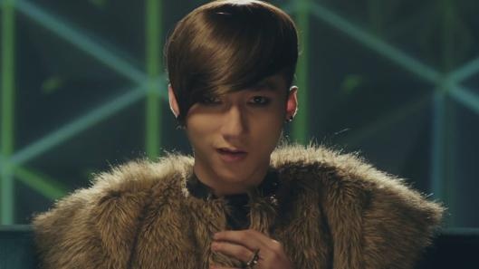 MV Em cua ngay hom qua dang tai vao ngay 8/9 hinh anh