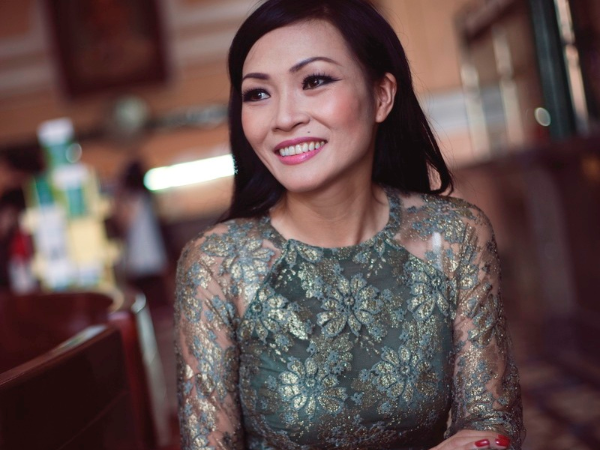 Nhung sao Viet kheo giau ban trai dai gia hinh anh