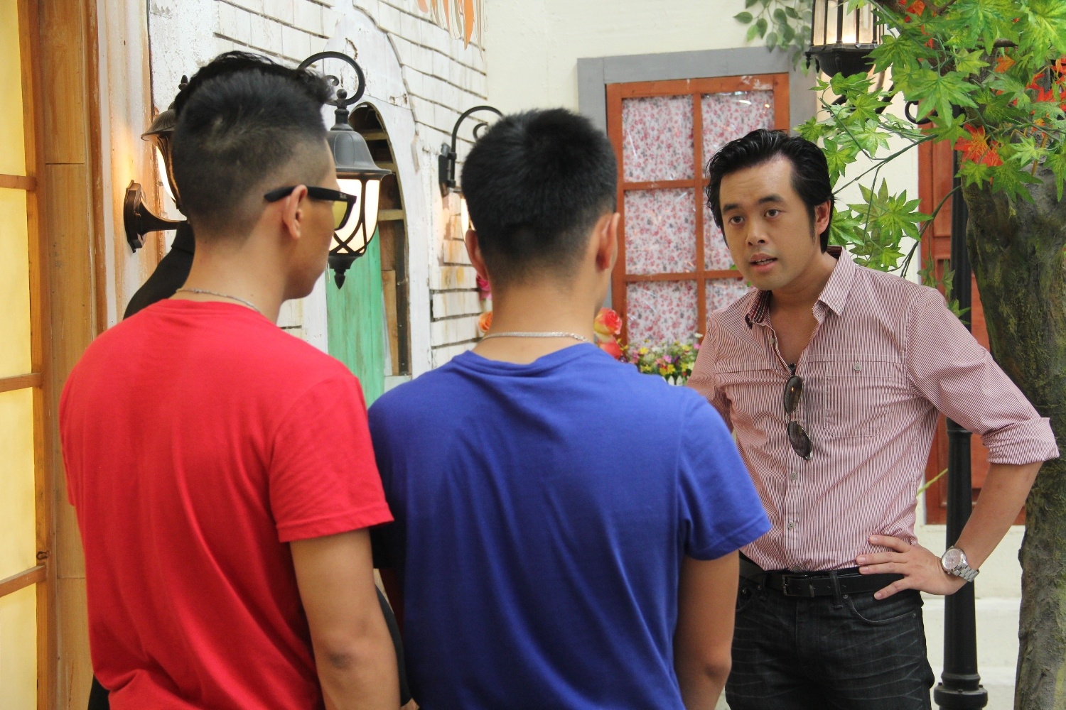 Sở hữu giọng hát tốt, cách bè phối điêu luyện, chọn bài thông minh cùng khả năng biến hóa đa dạng, O Plus đang là một trong những ứng cử viên sáng giá cho ngôi vị quán quân Nhân tố bí ẩn 2014. Nhờ phong độ ổn định, nhóm luôn chiếm được nhiều tình cảm yêu mến của các huấn luyện viên lẫn khán giả truyền hình.