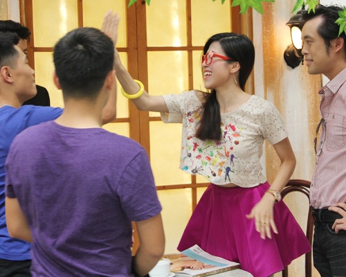 Trang Phap – Duong Khac Linh hop suc ho tro ga cung hinh anh