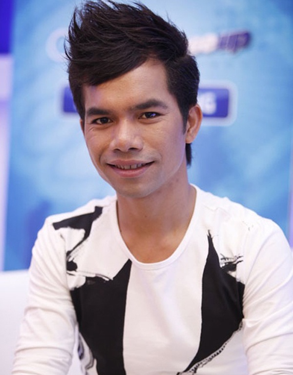 Yasuy cho biết thêm anh không muốn lập gia đình vì sự nghiệp và việc học vẫn dang dở. Chia sẻ của nam ca sĩ bị dư luận lên án, cho rằng anh vô trách nhiệm với chính con đẻ. Hình ảnh anh chàng ca sĩ người dân tộc  Chu Ru thật thà bị ảnh hưởng nặng nề. 