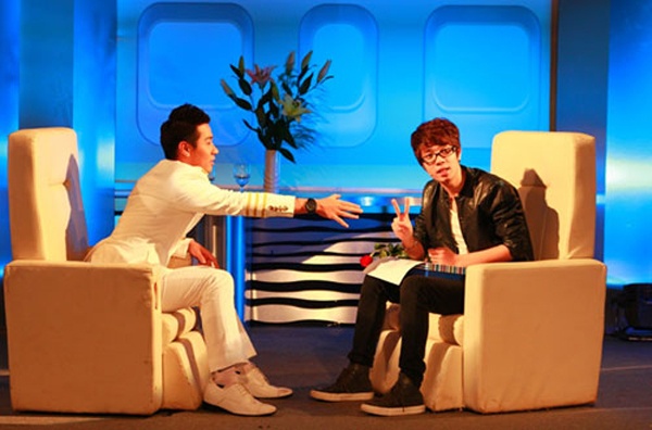 Trước đó, Bùi Anh Tuấn cùng từng 2 lần hủy show vì lý do cá nhân. Sau loạt scandal liên quan đến phong cách làm việc, Bùi Anh Tuấn đã dần sửa sai, lấy lại cảm tình của người hâm mộ.