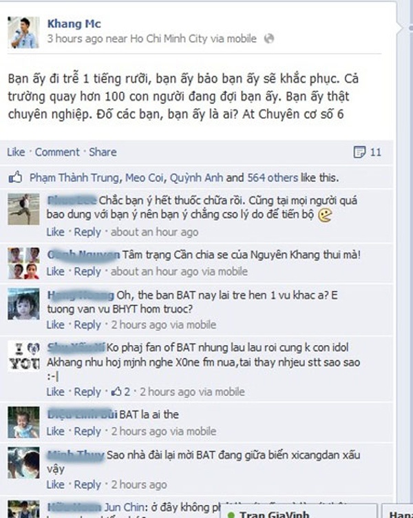 Cùng thời điểm, khi được mời xuất hiện trong chương trình Chuyên cơ số sáu, nam ca sĩ khiến MC Nguyên Khang và ê kip bức xúc vì trễ hẹn 2 tiếng đồng hồ mà không hề báo trước khiến họ phải chờ đợi. 