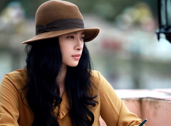 Ngay sau buổi họp báo Vết sẹo cuộc đời 3 chiều 16/4 kết thúc, Ngô Thanh Vân đã bị ngất xỉu và được nhập viện khẩn cấp. Tại bệnh viện, đả nữ đã được truyền nước biển. Theo quản lý của Ngô Thanh Vân cho hay, cô bị kiệt sức do làm việc quá nhiều với cường độ cao trong thời gian dài nên giờ cần được nghỉ ngơi và không được làm việc nặng. Bác sĩ cũng chẩn đoán, Vân Ngô bị viêm hô hấp cấp. Hơn nữa, do làm việc quá sức nên bệnh dạ dày cùng lúc tái phát.