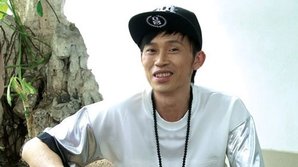 Bản thân Hoài Linh từng chia sẻ, vì không phải phong cách quen thuộc với mình nên anh cảm thấy ngượng ngùng khi mặc đồ hip hop. 