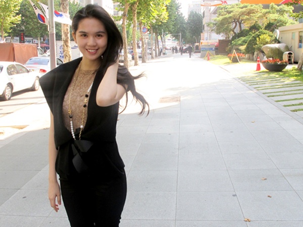 Hàn Quốc là đất nước châu Á mà Ngọc Trinh ghé thăm vài lần nhân chuyến công tác. Hầu như năm nào cô cũng ghén thăm xứ sở kim chi, cô từng dự một vài sự kiện giải trí tại đây. 