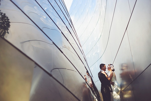 Dù ở nhiều không gian bối cảnh nhưng từng bức ảnh đều toát lên hạnh phúc gia đình của “Út Ráng”.