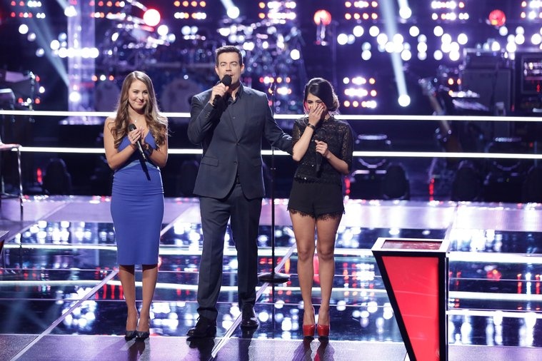 Mia Pfirrman - Human hinh anh