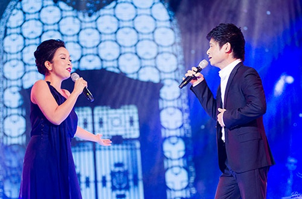 Nam ca sĩ Bước thư tình đầu tiên chia sẻ, những ca khúc cũ từng được anh thể hiện thành công như Phượng hồng, Mối tình đầu cách đây 20 năm sẽ chính là điểm nhấn mới mẻ trong live concert. Trong đêm diễn, Tấn Minh sẽ có màn kết hợp với diva tóc ngắn Mỹ Linh – người bạn thân từ thời trẻ của anh. 