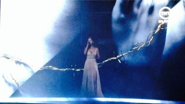 Selena Gomez - The Heart Wants What It Wants - Live at AMA 2014 hinh anh