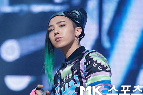 Nhuom toc xanh la cay cuc chat nhu sao Kpop hinh anh