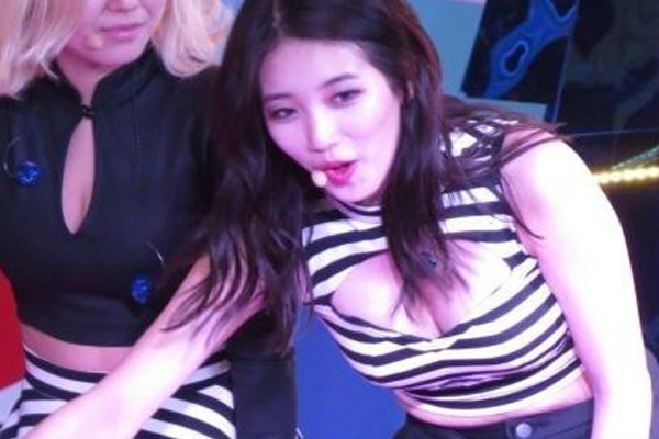 Suzy gay 'sot' vi than hinh sexy hinh anh