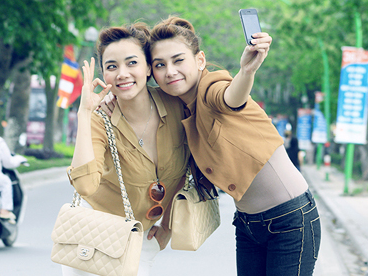 Nhung doi ban than showbiz Viet ran nut vi tinh - tien hinh anh