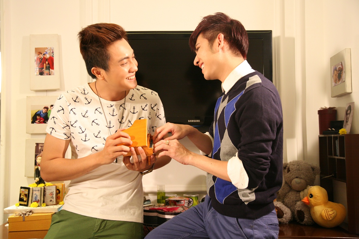 Chia sẻ về Điều tuyệt vời cuối cùng, ca sĩ Đăng Nguyên cho biết: “Với những ‘điều tuyệt vời’ bình dị được thể hiện trong phim ca nhạc sắp tới, tôi tin nhiều khán giả sẽ rơi nước mắt khi hiểu hơn về tình yêu của người đồng giới. Thông qua câu chuyện tình cảm động giữa hai nhân vật Nguyên - Bảo, tôi muốn một lần nữa gửi gắm, nhắn nhủ với tất cả mọi người rằng tình yêu ở bất kỳ giới tính nào cũng đẹp và xứng đáng được trân trọng”.