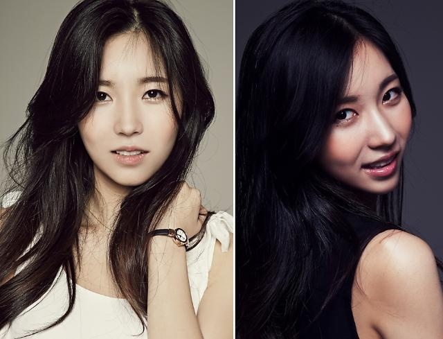 Người mẫu Lee Ji Yeon và Dahee của nhóm GLAM.