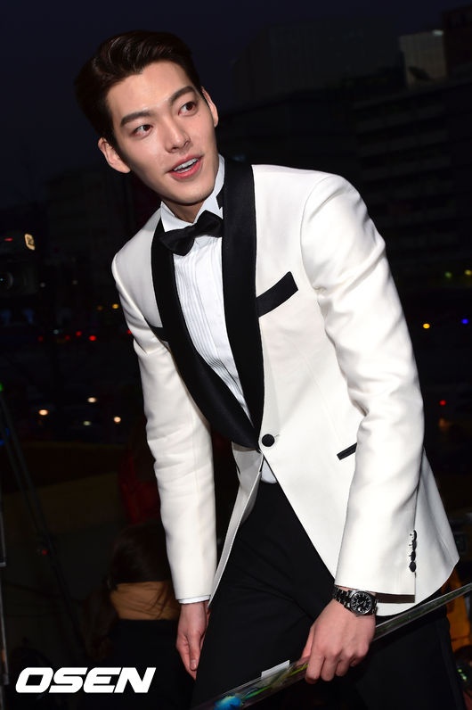 Mỹ nam Kim Woo Bin.