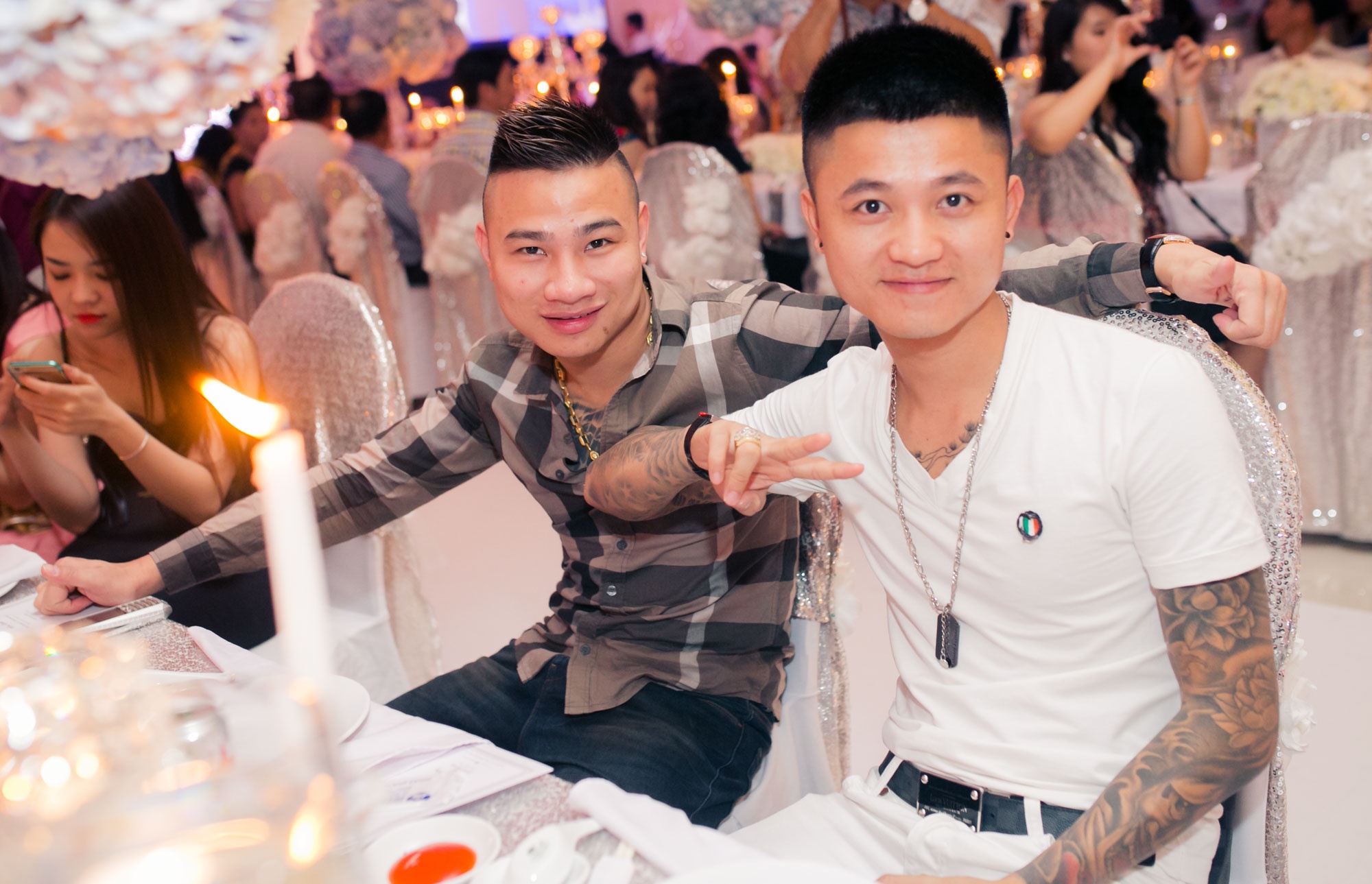 Một vài cầu thủ trẻ cũng đến tham dự.