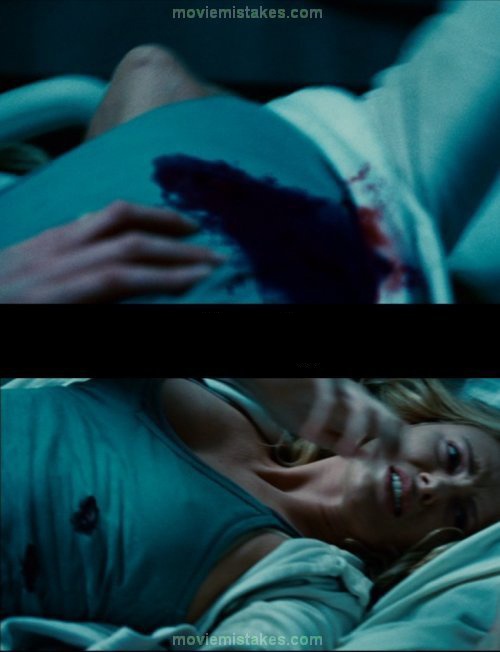 Ở phim Hancock (2008), khi nhân vật chính Hancock đưa Mary vào bệnh viện sau khi bị bắn, trên người cô còn dính đầy máu nhưng chỉ sau đó chiếc áo gần như được giặt sạch sẽ chỉ trong cùng một phân cảnh. 