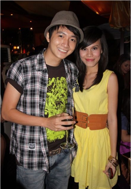 Năm 2012, Ngô Kiến Huy vướng vào scandal con rơi ầm ĩ với Thụy Anh – em gái ca sĩ Thanh Thảo khi cô hạ sinh cậu con trai Jacky Minh Trí. Nam ca sĩ trẻ thừa nhận giọt máu của mình nhưng cho biết anh không hề có tình cảm với Thụy Anh khiến cô nhập viện vì sốc. Sau gần 3 năm, Thanh Thảo và Thụy Anh thi thoảng vẫn nhắc đến “chàng Bắp” với những lời lẽ không mấy thiện cảm. 