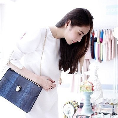 Bo suu tap tui xach tien ty cua Thuy Tien hinh anh
