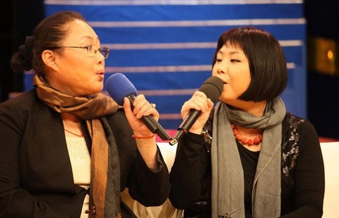 Tư Cầm Cao Oa và con gái Tôn Đan