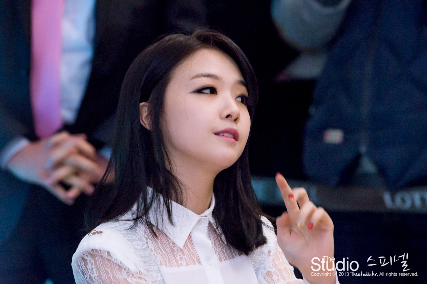 Minah trong nhóm Girl Day chia sẻ bí quyết để có được làn da trắng sáng là nhờ sử dụng cà chua nấu chín làm thực phẩm cho da.