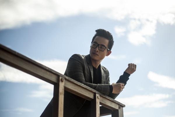 Đi lên từ top 3 Sao mai điểm hẹn 2006, Hà Anh Tuấn nhanh chóng được lòng khán giả nhờ giọng hát truyền cảm, vẻ thư sinh gần gũi. Nam ca sĩ còn được biết đến nhiều hơn khi hợp tác với ca sĩ Phương Linh, tạo nên cặp đôi âm nhạc. Kể từ sau cuộc thi, Hà Anh Tuấn phát hành vài album cho đến năm 2010, anh tập trung nhiều hơn vào công việc làm nhà sản xuất âm nhạc. 