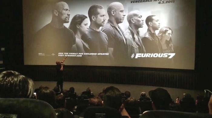 Vin Diesel phat bieu tuong niem Paul Walker hinh anh