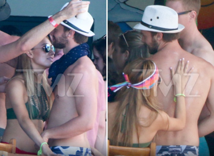 Patrick và bạn gái cũ trong bữa tiệc.