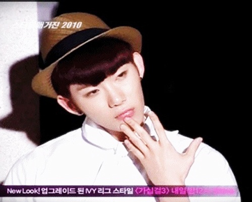 Nhung my nam Han so huu ban tay dep hon phu nu hinh anh