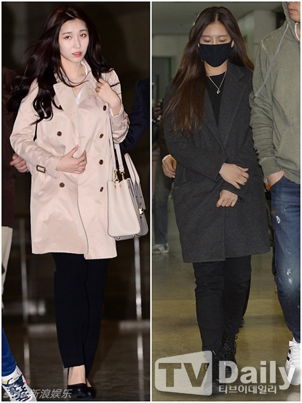 Lee Ji Yeon trang điểm nổi bật  và Gahee kín mít tại phiên tòa vào sáng 26/3.